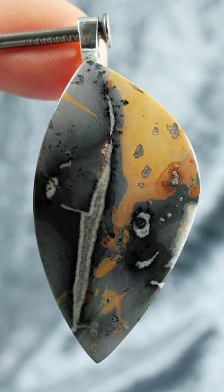 Anhänger aus Maligano Jaspis, Indonesien, 028JA