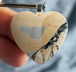 Herz Maligano Jaspis, Indonesien, 030JA